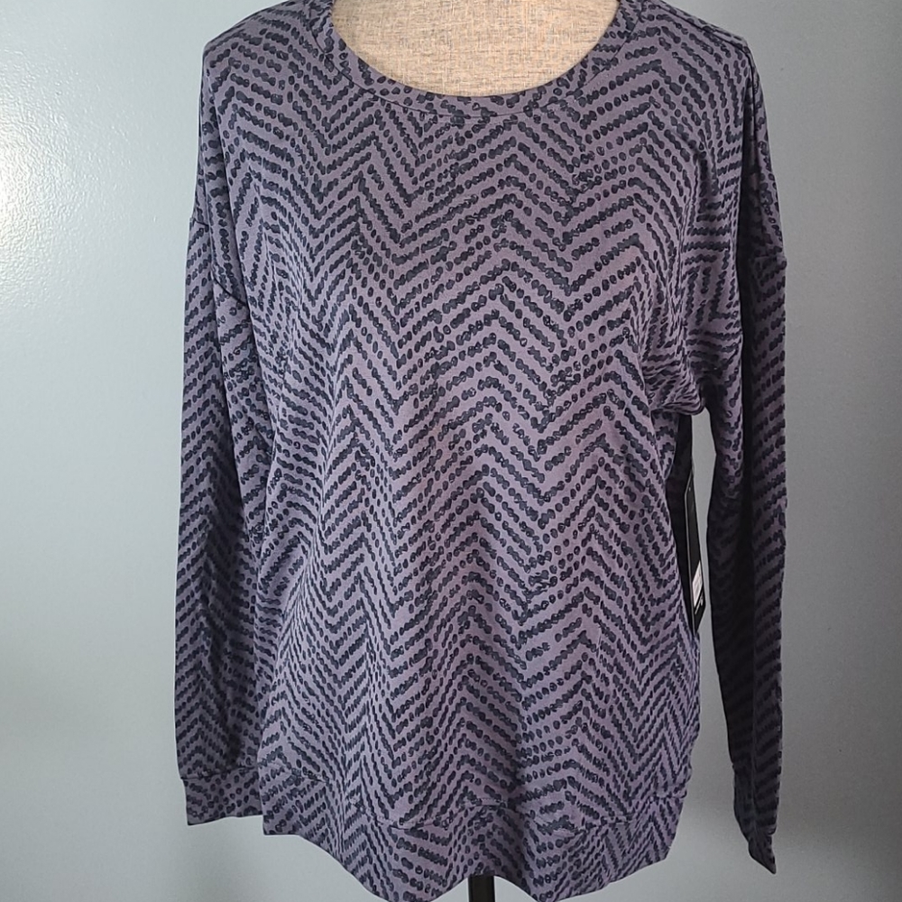 90 Degree Abstract Herringbone Print Top Size Large NWT